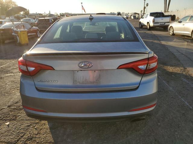 Photo 5 VIN: 5NPE24AF0HH449011 - HYUNDAI SONATA SE 