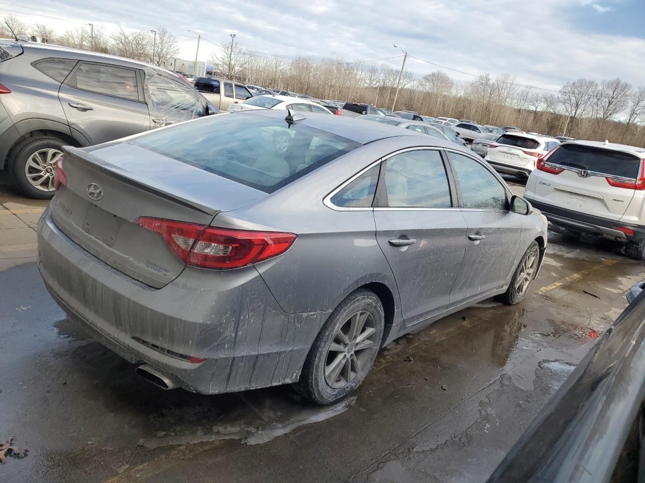 Photo 2 VIN: 5NPE24AF0HH473793 - HYUNDAI SONATA 