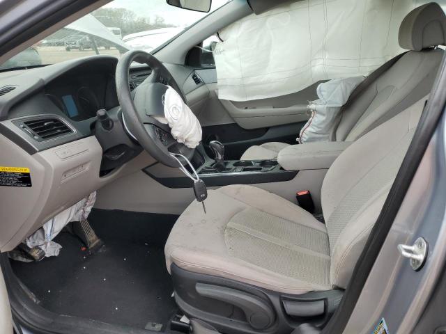 Photo 6 VIN: 5NPE24AF0HH492117 - HYUNDAI SONATA SE 