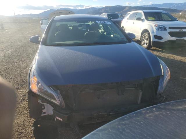 Photo 4 VIN: 5NPE24AF0HH493039 - HYUNDAI SONATA SE 