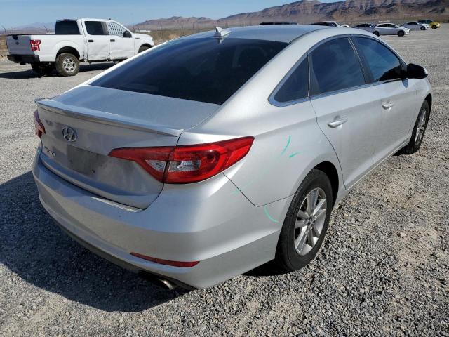 Photo 3 VIN: 5NPE24AF0HH499634 - HYUNDAI SONATA SE 