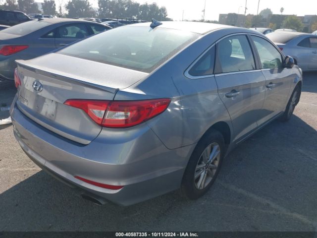 Photo 3 VIN: 5NPE24AF0HH505223 - HYUNDAI SONATA 