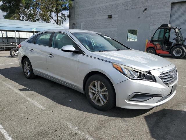 Photo 3 VIN: 5NPE24AF0HH505349 - HYUNDAI SONATA SE 