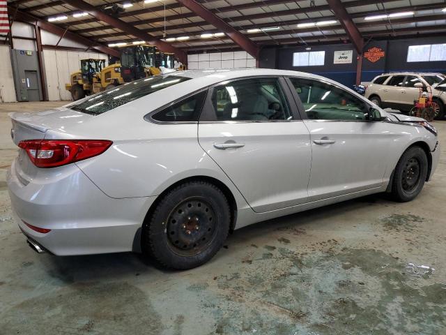 Photo 2 VIN: 5NPE24AF0HH511703 - HYUNDAI SONATA 