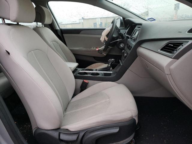 Photo 4 VIN: 5NPE24AF0HH515492 - HYUNDAI SONATA SE 