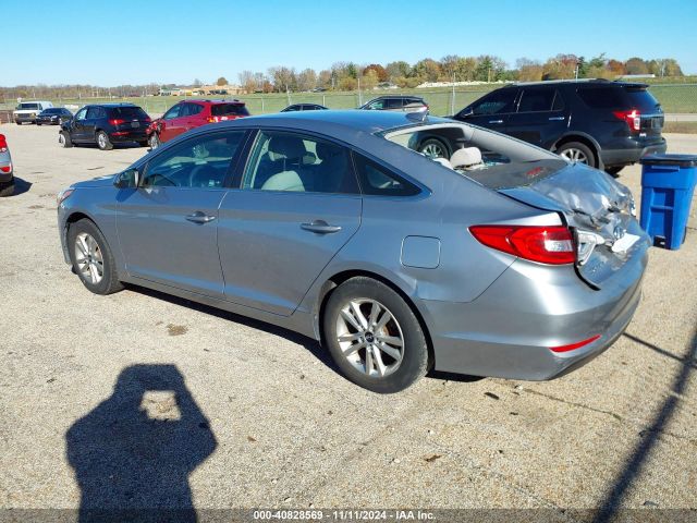 Photo 2 VIN: 5NPE24AF0HH517162 - HYUNDAI SONATA 