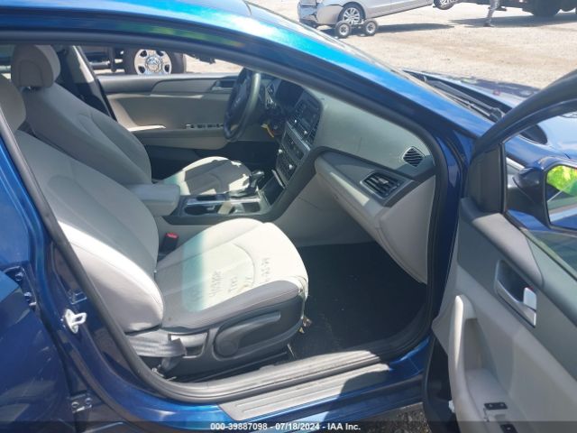 Photo 4 VIN: 5NPE24AF0HH518568 - HYUNDAI SONATA 