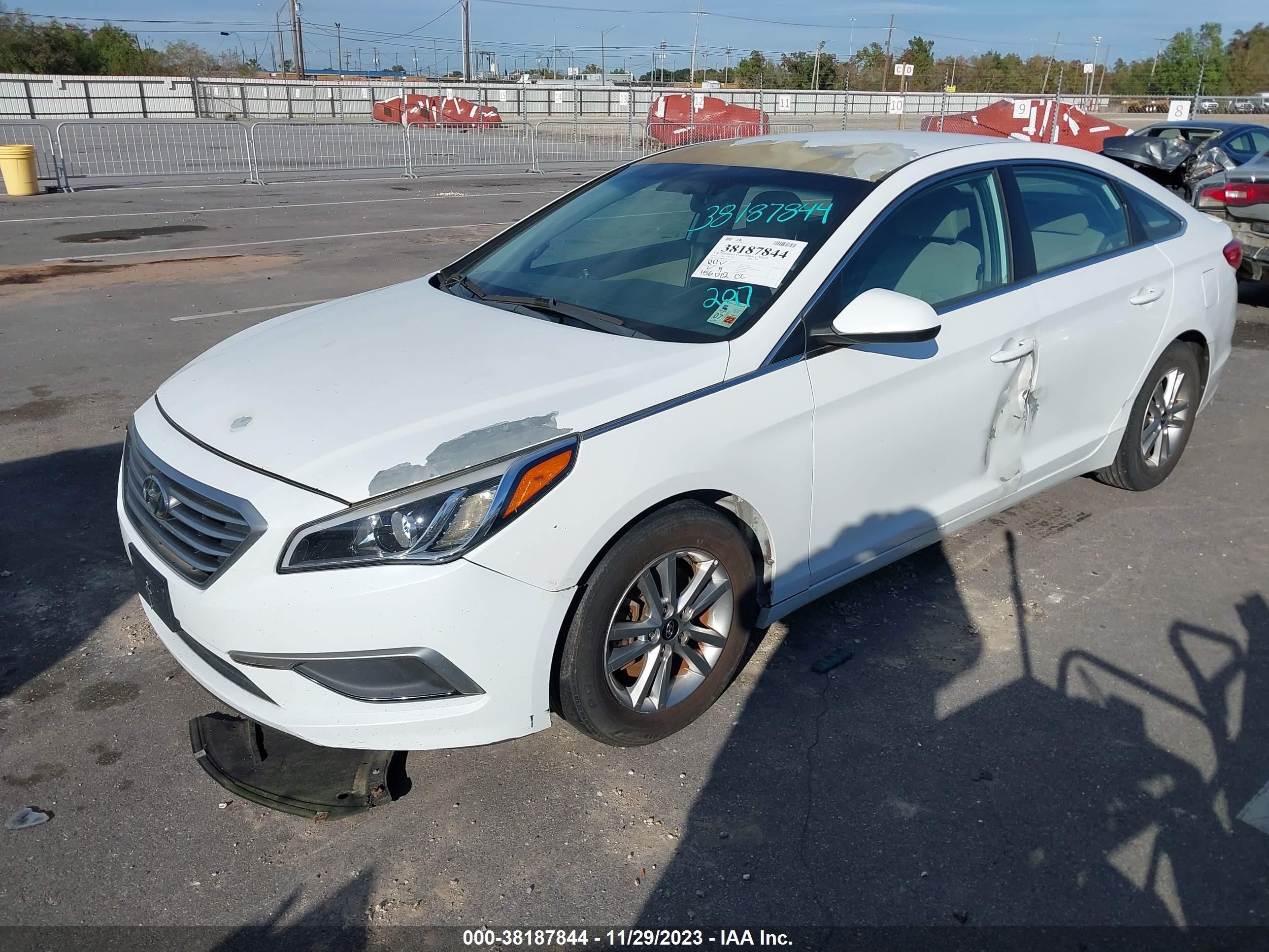 Photo 1 VIN: 5NPE24AF0HH520224 - HYUNDAI SONATA 