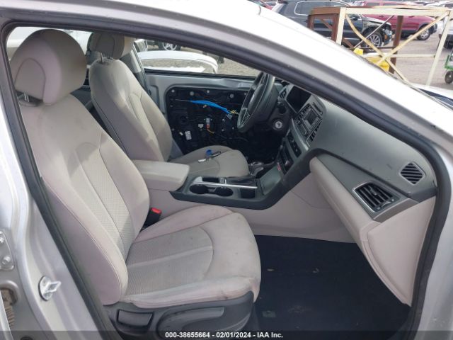 Photo 4 VIN: 5NPE24AF0HH522345 - HYUNDAI SONATA 