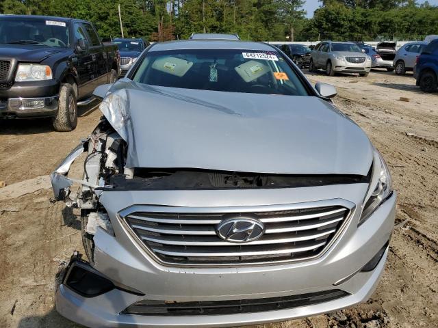 Photo 4 VIN: 5NPE24AF0HH538593 - HYUNDAI SONATA SE 