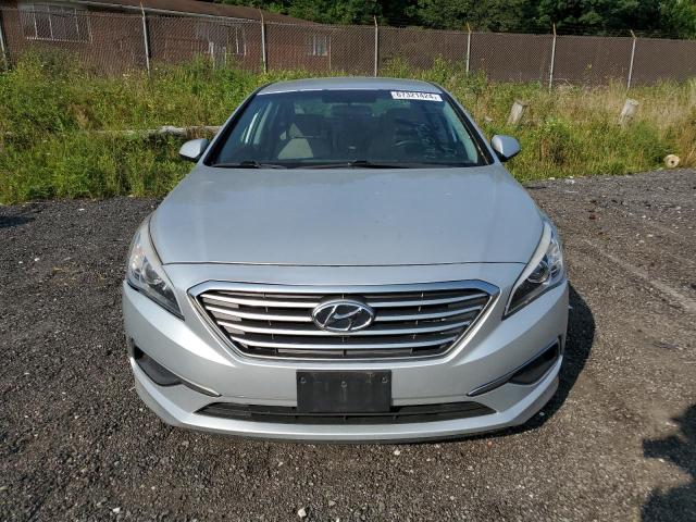 Photo 4 VIN: 5NPE24AF0HH549156 - HYUNDAI SONATA SE 