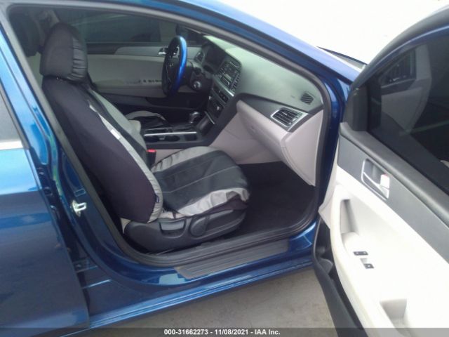 Photo 4 VIN: 5NPE24AF0HH559413 - HYUNDAI SONATA 