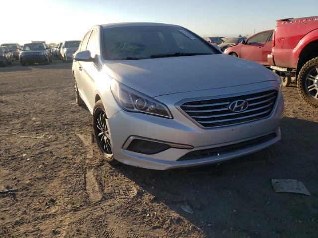 Photo 8 VIN: 5NPE24AF0HH560108 - HYUNDAI SONATA SE 