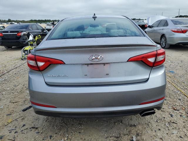 Photo 5 VIN: 5NPE24AF0HH572906 - HYUNDAI SONATA SE 