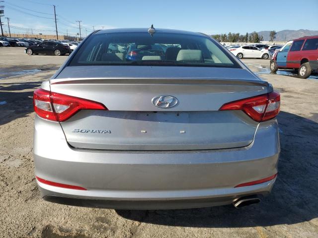 Photo 5 VIN: 5NPE24AF0HH574798 - HYUNDAI SONATA SE 