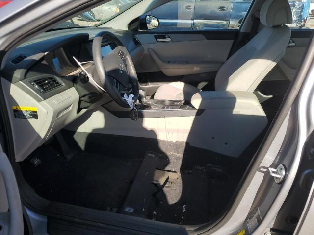 Photo 6 VIN: 5NPE24AF0HH574798 - HYUNDAI SONATA SE 