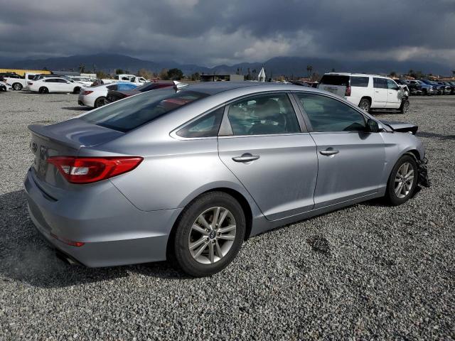 Photo 2 VIN: 5NPE24AF0HH581301 - HYUNDAI SONATA 