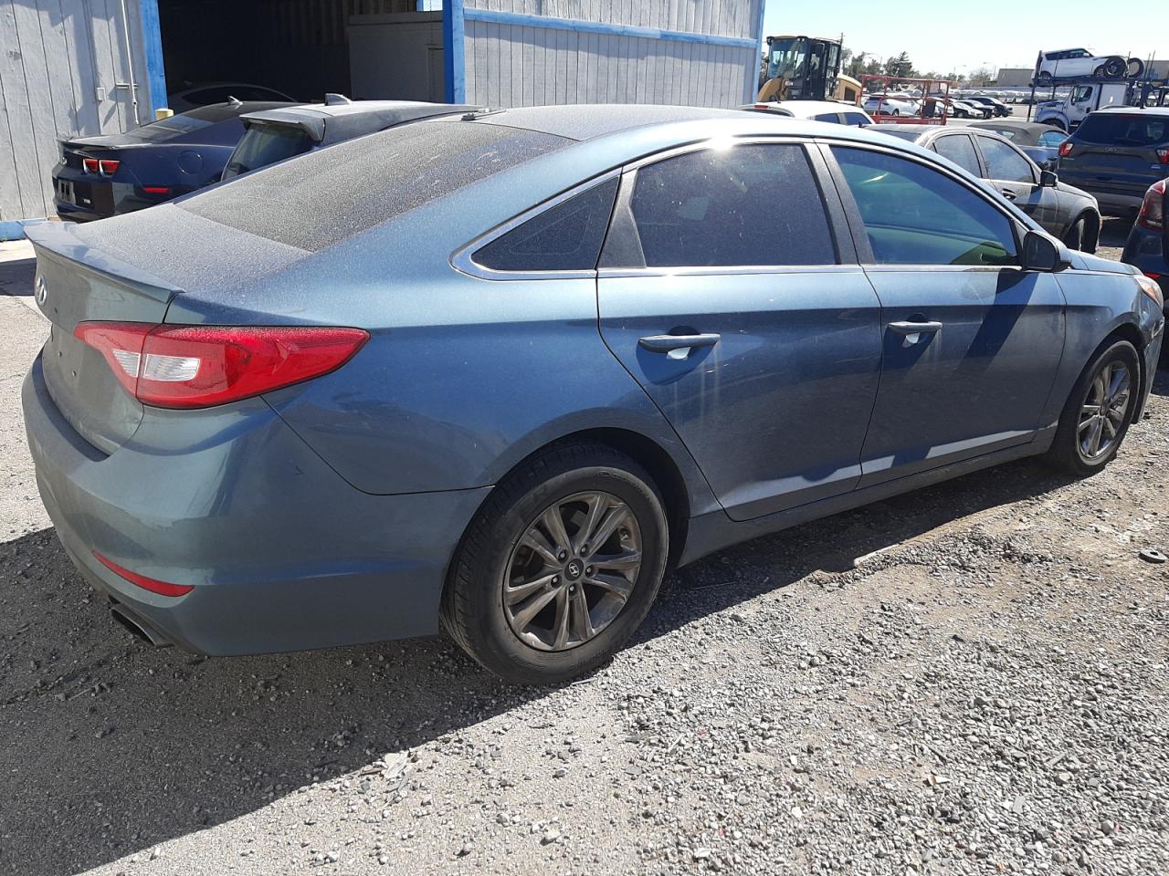 Photo 2 VIN: 5NPE24AF0HH582819 - HYUNDAI SONATA 