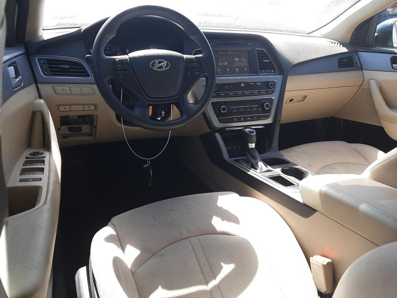 Photo 7 VIN: 5NPE24AF0HH582819 - HYUNDAI SONATA 