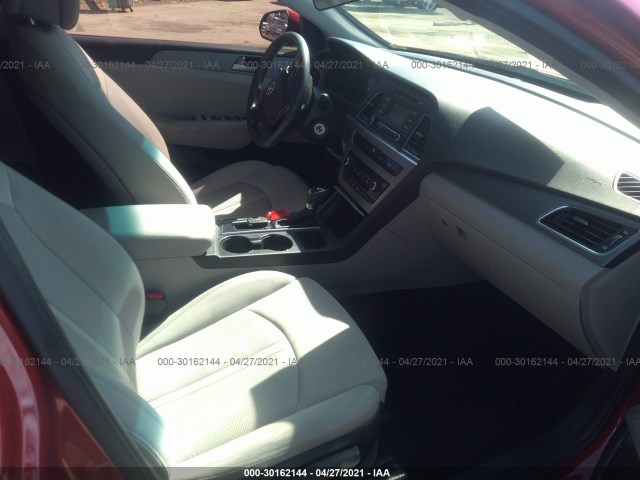 Photo 4 VIN: 5NPE24AF0HH589639 - HYUNDAI SONATA 