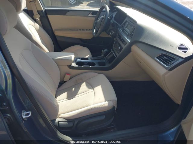 Photo 4 VIN: 5NPE24AF0HH594565 - HYUNDAI SONATA 