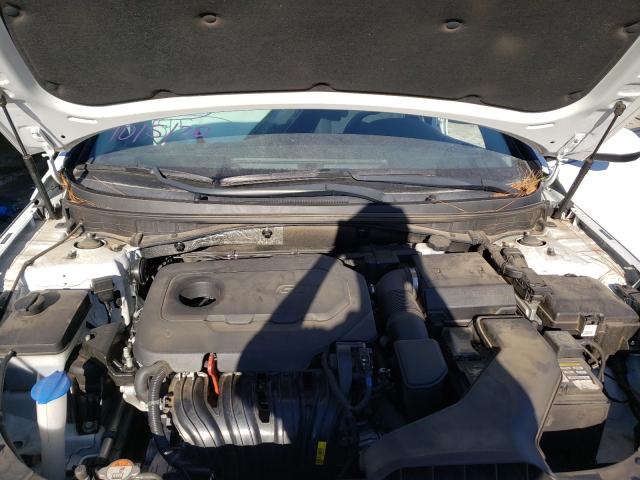 Photo 6 VIN: 5NPE24AF0JH600404 - HYUNDAI SONATA SE 