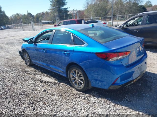 Photo 2 VIN: 5NPE24AF0JH602833 - HYUNDAI SONATA 