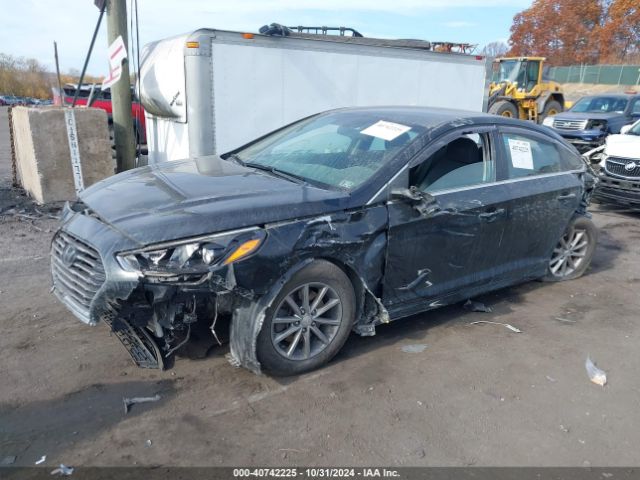 Photo 1 VIN: 5NPE24AF0JH607272 - HYUNDAI SONATA 