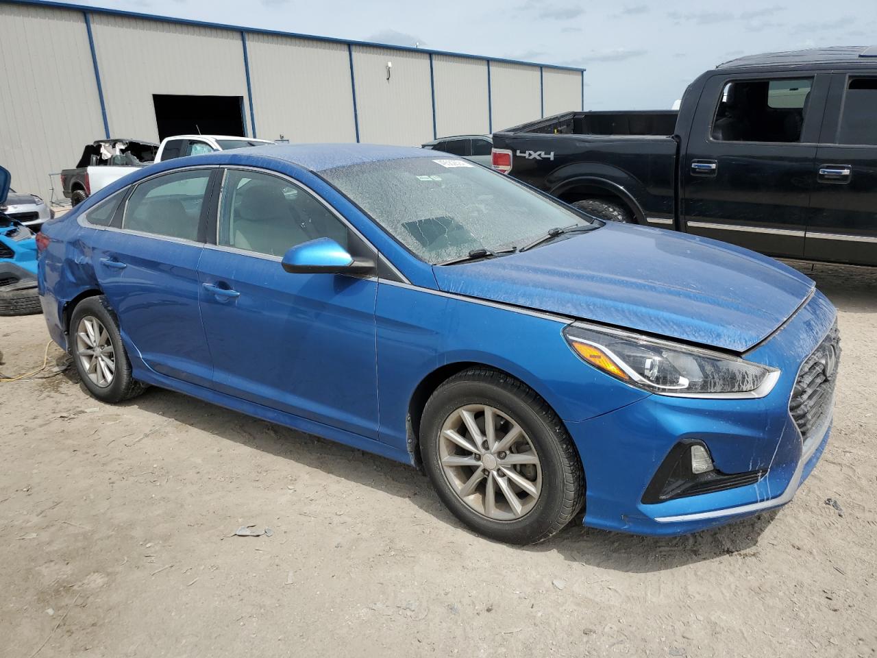 Photo 3 VIN: 5NPE24AF0JH614268 - HYUNDAI SONATA 