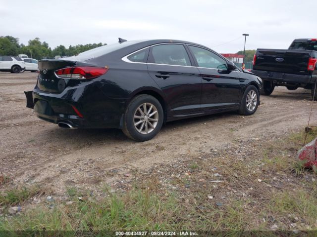 Photo 3 VIN: 5NPE24AF0JH616697 - HYUNDAI SONATA 