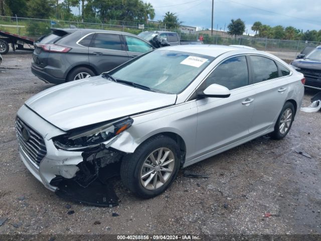 Photo 1 VIN: 5NPE24AF0JH618238 - HYUNDAI SONATA 