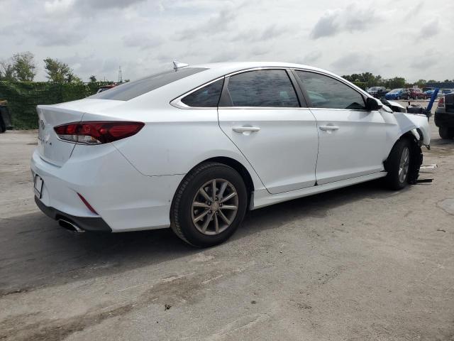 Photo 2 VIN: 5NPE24AF0JH622886 - HYUNDAI SONATA 