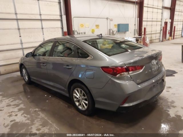 Photo 2 VIN: 5NPE24AF0JH674390 - HYUNDAI SONATA 