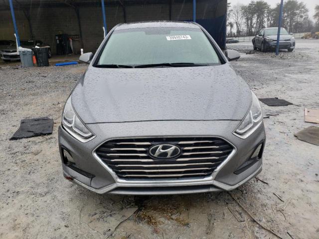 Photo 4 VIN: 5NPE24AF0JH681212 - HYUNDAI SONATA SE 