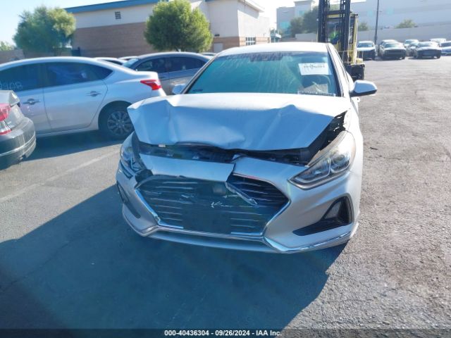 Photo 5 VIN: 5NPE24AF0JH681307 - HYUNDAI SONATA 