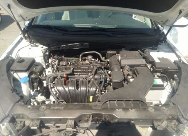 Photo 9 VIN: 5NPE24AF0JH706142 - HYUNDAI SONATA 