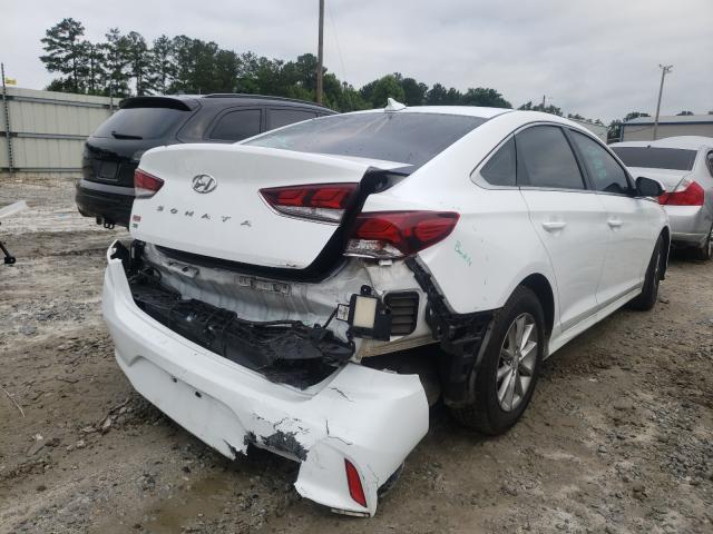 Photo 3 VIN: 5NPE24AF0JH713592 - HYUNDAI SONATA SE 