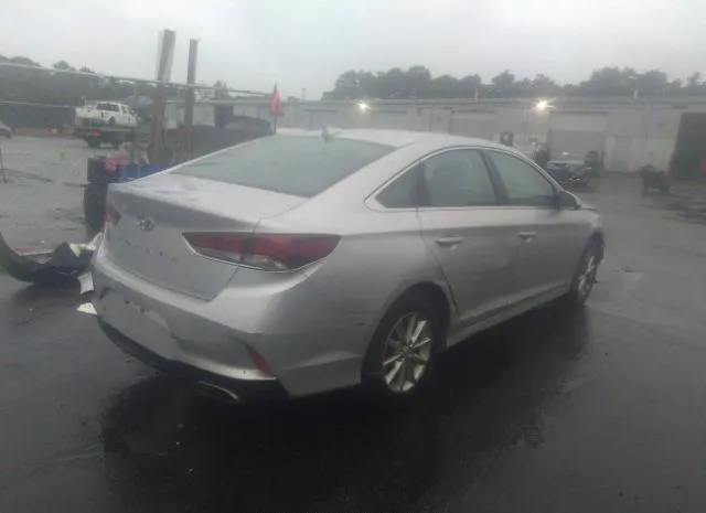 Photo 3 VIN: 5NPE24AF0JH727217 - HYUNDAI SONATA 