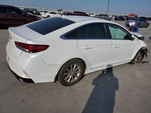 Photo 2 VIN: 5NPE24AF0KH732127 - HYUNDAI SONATA 