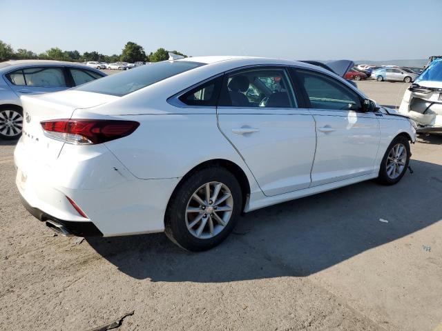 Photo 2 VIN: 5NPE24AF0KH732922 - HYUNDAI SONATA SE 