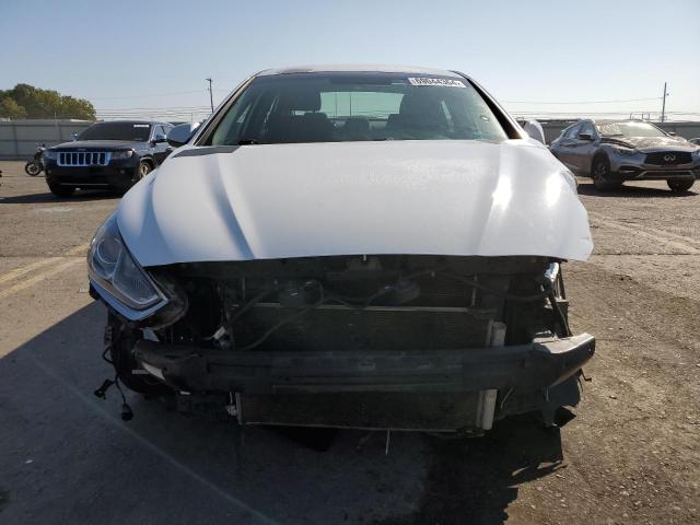 Photo 4 VIN: 5NPE24AF0KH732922 - HYUNDAI SONATA SE 