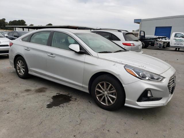 Photo 3 VIN: 5NPE24AF0KH737716 - HYUNDAI SONATA SE 