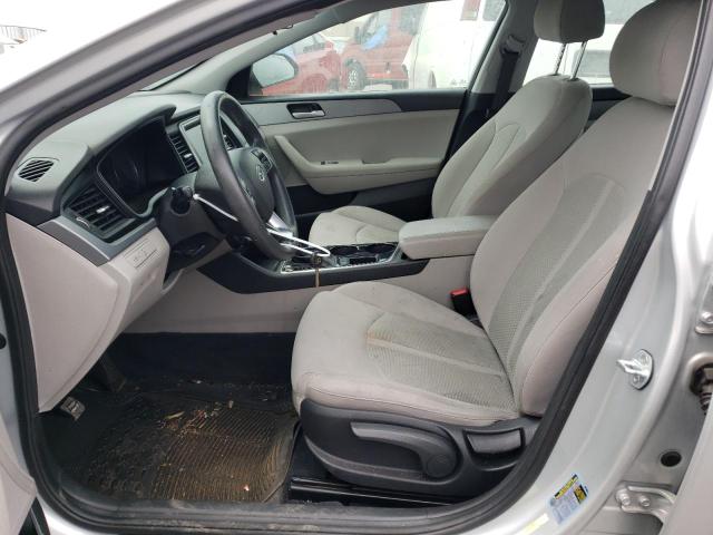 Photo 6 VIN: 5NPE24AF0KH737716 - HYUNDAI SONATA SE 