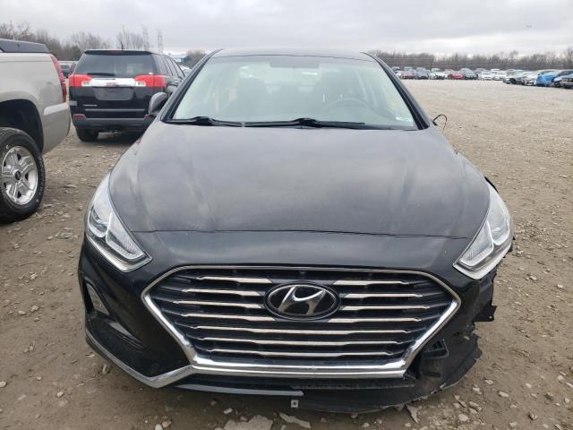 Photo 4 VIN: 5NPE24AF0KH740132 - HYUNDAI SONATA SE 