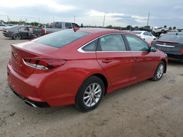 Photo 2 VIN: 5NPE24AF0KH778430 - HYUNDAI SONATA SE 