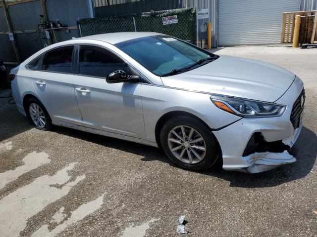 Photo 3 VIN: 5NPE24AF0KH786995 - HYUNDAI SONATA 