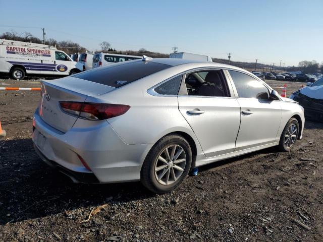 Photo 2 VIN: 5NPE24AF0KH788908 - HYUNDAI SONATA SE 