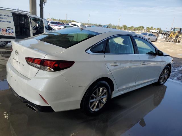 Photo 2 VIN: 5NPE24AF0KH790352 - HYUNDAI SONATA 