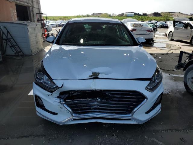 Photo 4 VIN: 5NPE24AF0KH790352 - HYUNDAI SONATA 