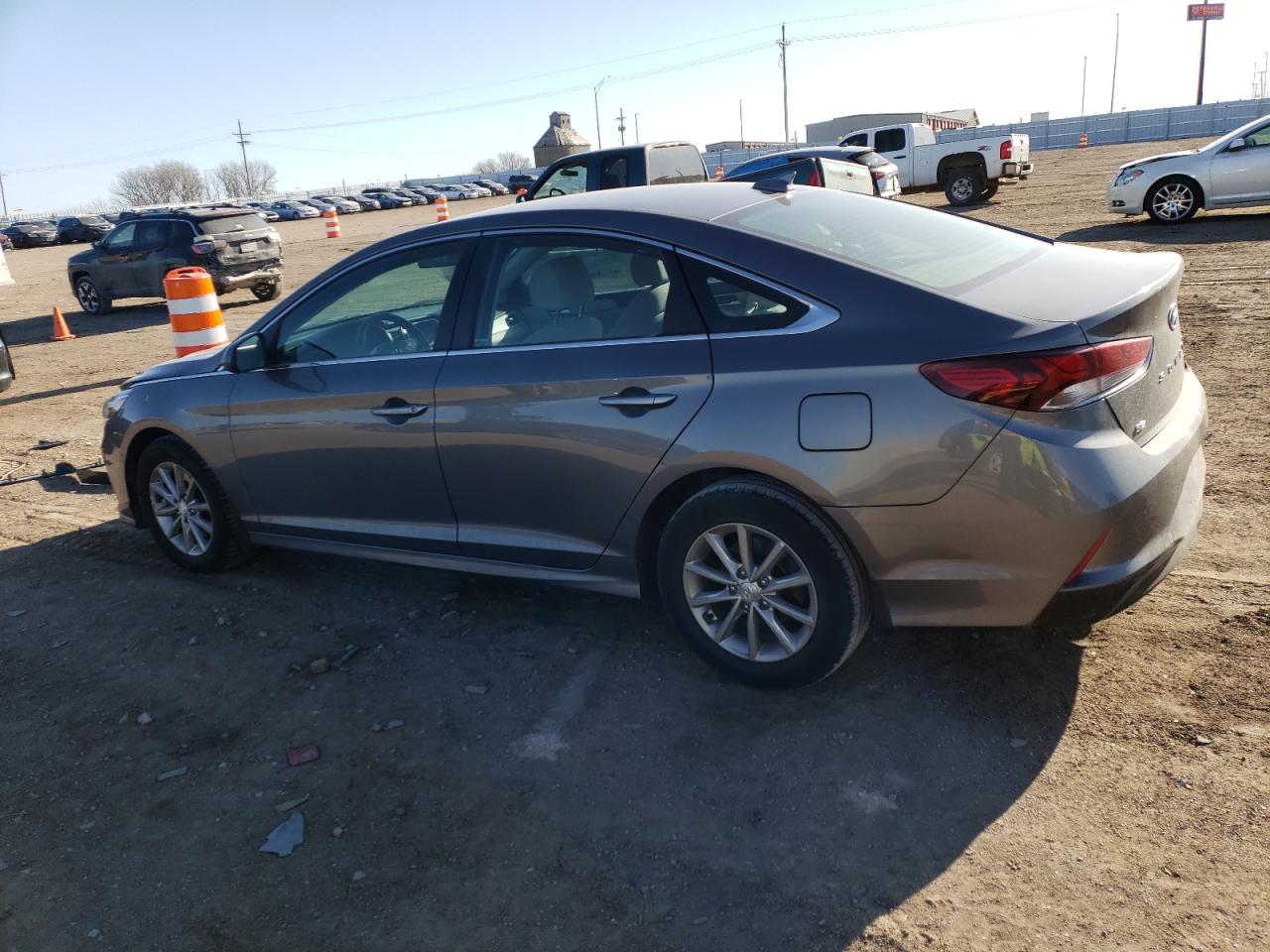 Photo 1 VIN: 5NPE24AF0KH799570 - HYUNDAI SONATA 